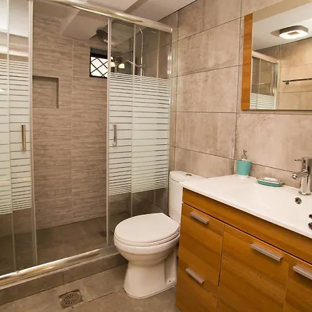 Marialenas House - Stone House At Kalymnos * Mirtiész