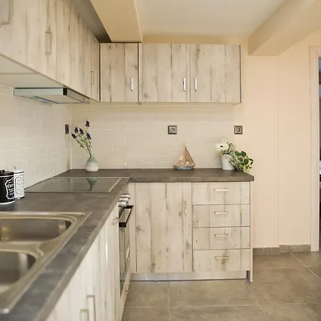 בית נופש Marialenas House - Stone House At Kalymnos Myrties