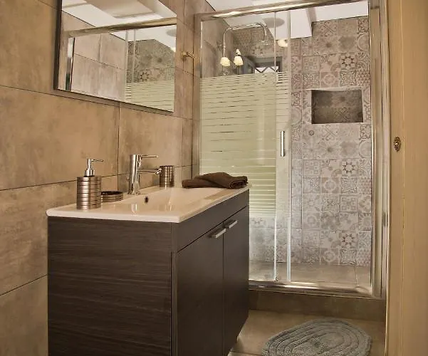 Marialenas House - Stone House At Kalymnos بيت للعطل